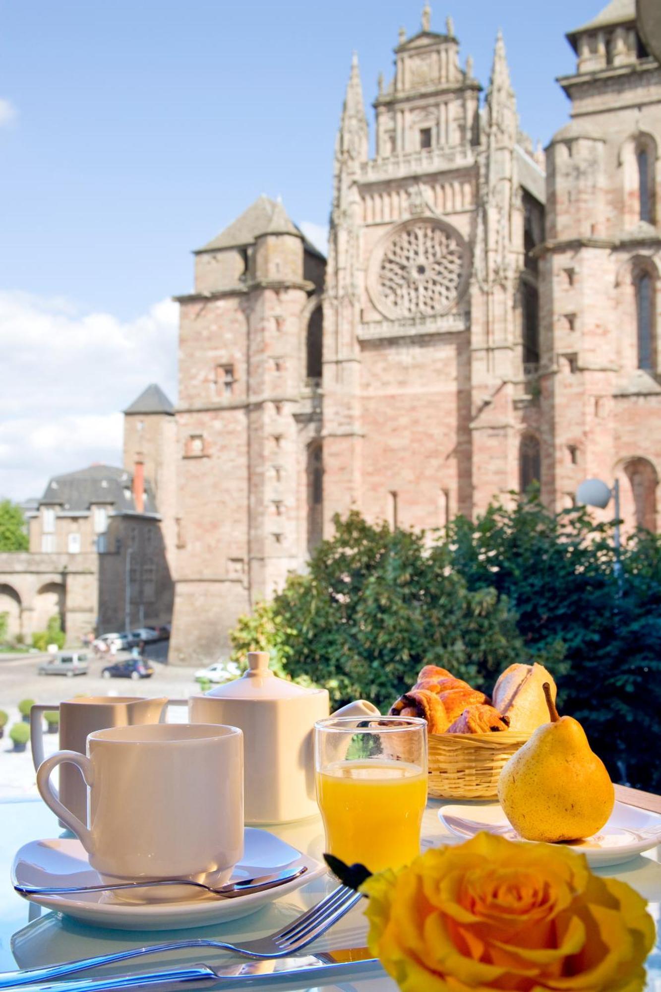 Hotel Mercure Rodez Cathedrale Exteriör bild