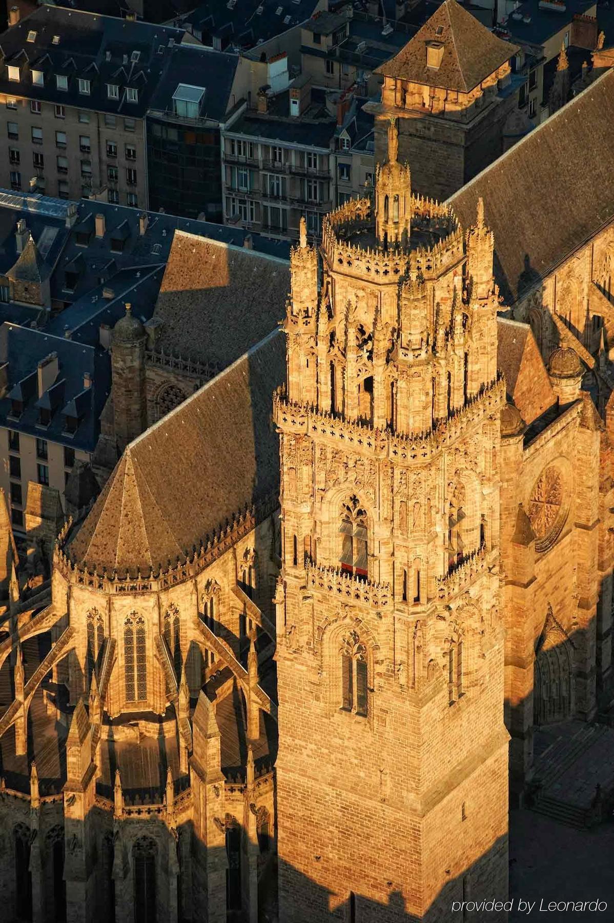 Hotel Mercure Rodez Cathedrale Exteriör bild