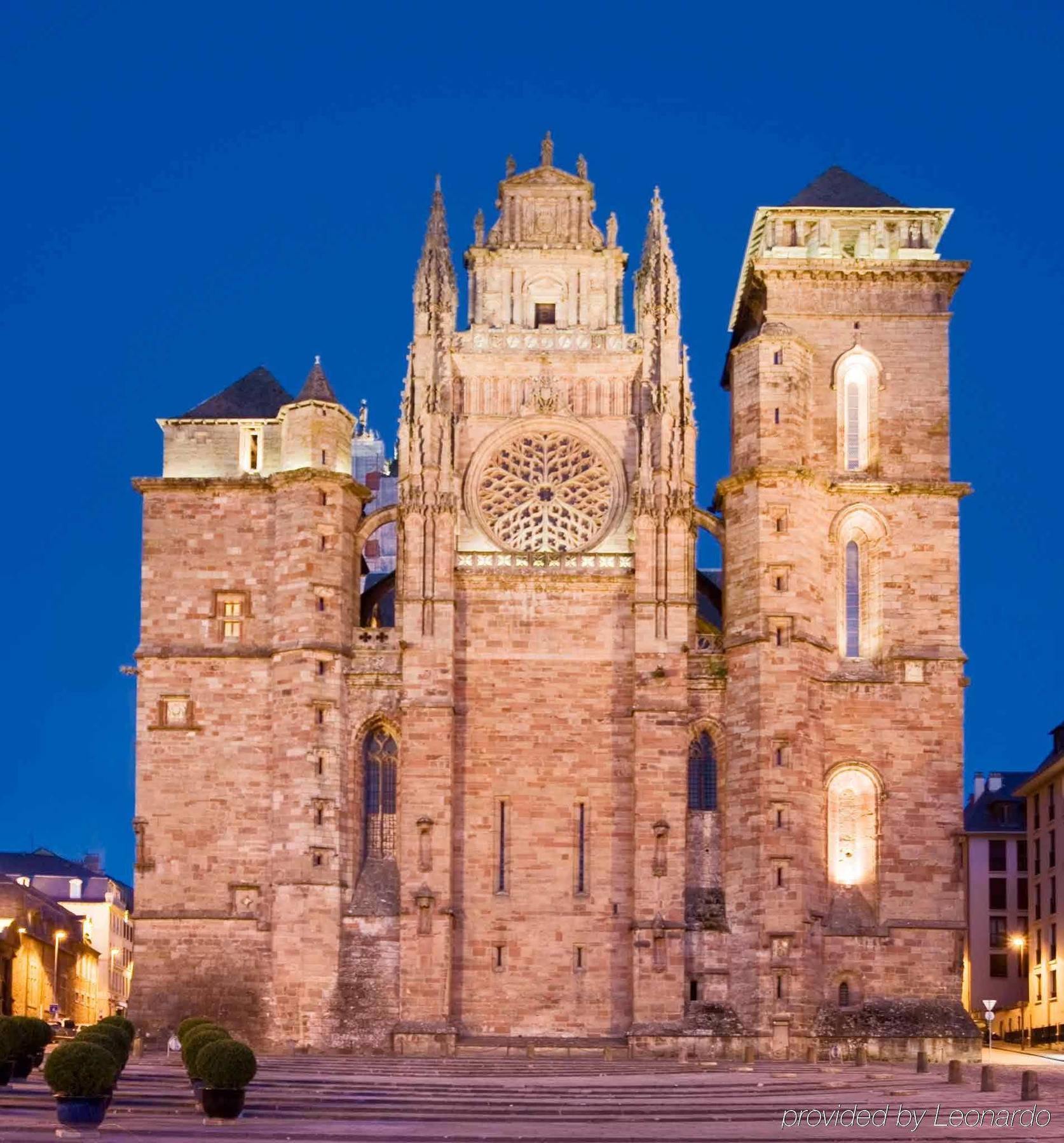 Hotel Mercure Rodez Cathedrale Exteriör bild